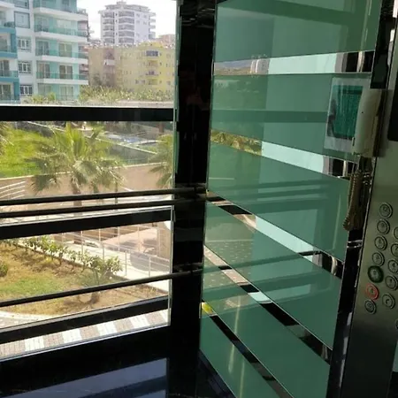 Olimpia Garden 219 אלאניה