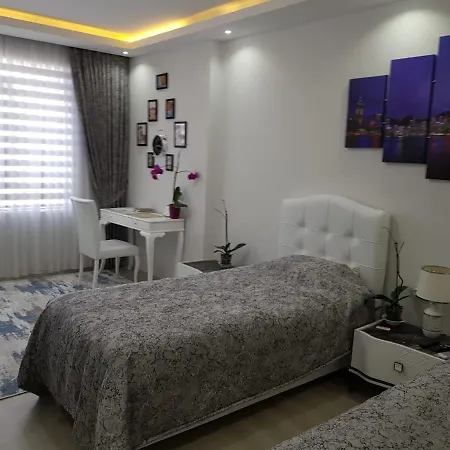 Olimpia Garden 219 אלאניה